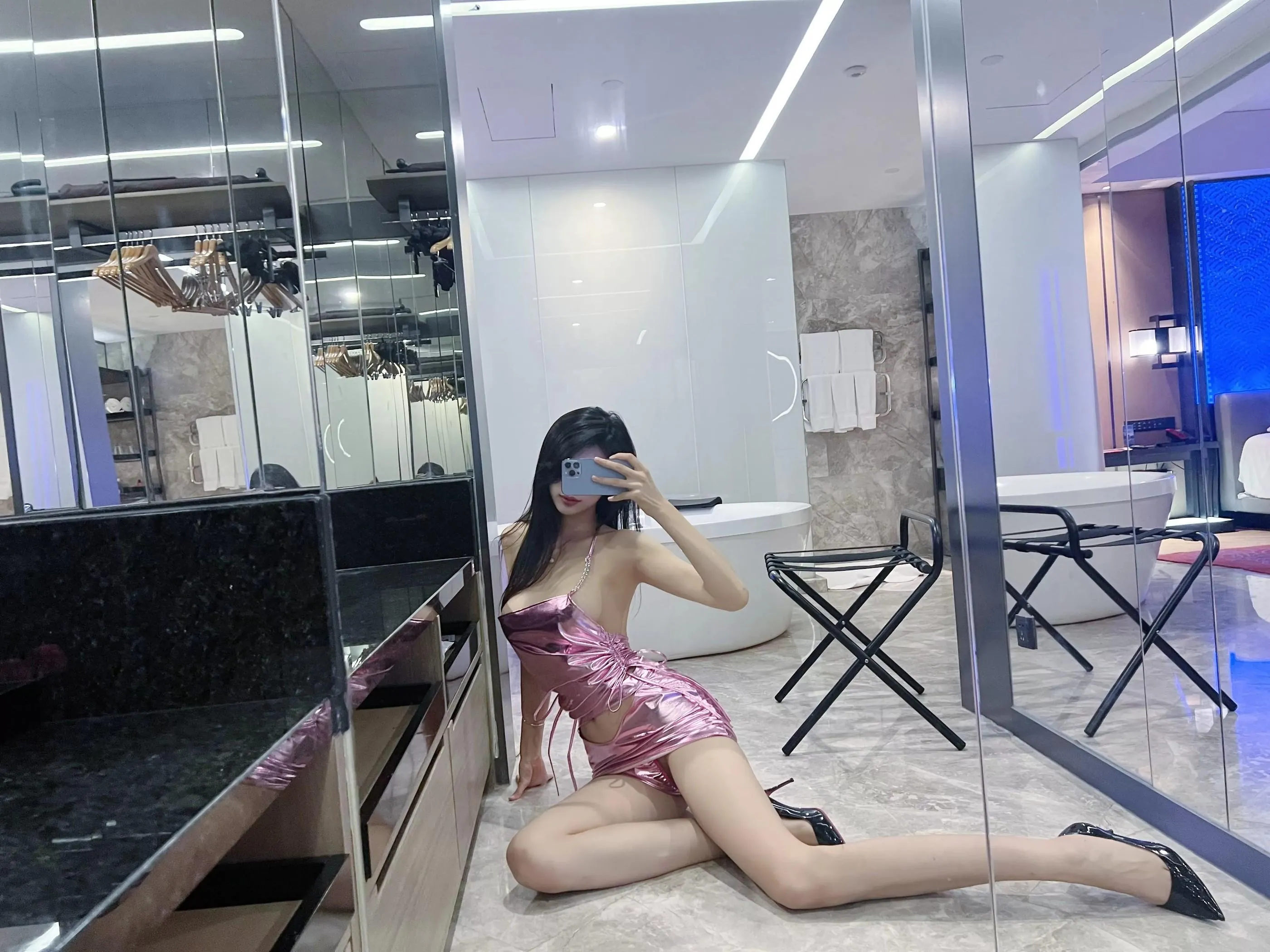 NO.005 葛征 – 红底高跟 [17P]插图9